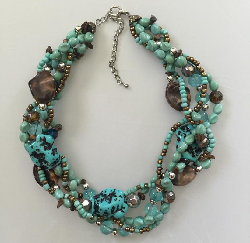 Multi strand turquoise necklace online